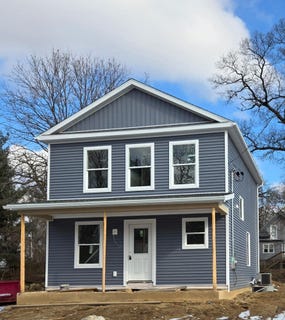 /international/us/310-fitch-street-albion-mi-110099933874/