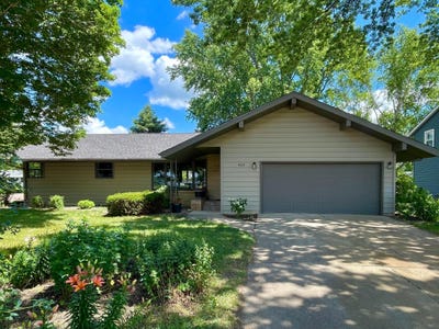/international/us/403-s-paffrath-avenue-springfield-mn-110109186488/