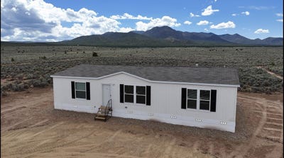 /international/us/mateo-rd-lot-3-ranchos-de-taos-nm-110102259423/