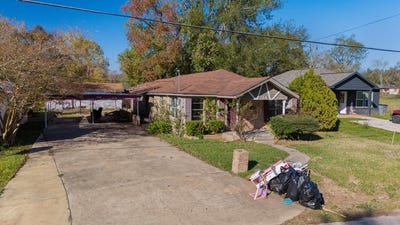 /international/us/714-north-avenue-lufkin-tx-110105930634/