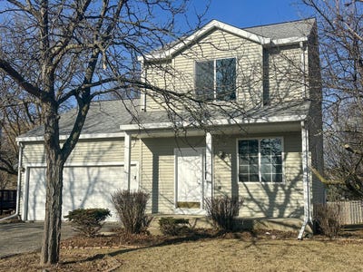 /international/us/121-s-annandale-drive-lake-in-the-hills-il-110097986597/?lang=en