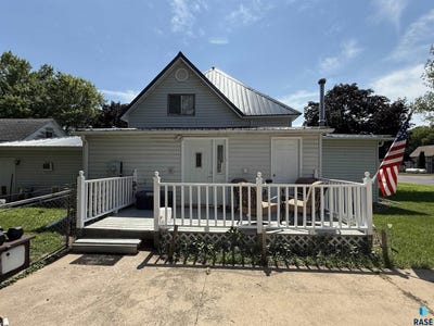 /international/us/311-2nd-st-wakonda-sd-110100950316/