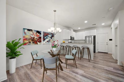 /international/us/1718-santa-ivy-ave-chula-vista-ca-110100820917/