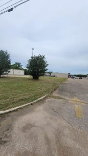 /international/us/123-s-industrial-road-tupelo-ms-110107805849/