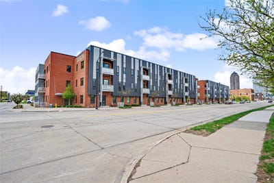 /international/us/450-sw-7th-street-des-moines-ia-110107388155/