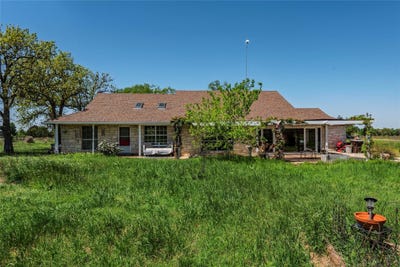 /international/us/358-easley-rd-smithville-tx-110098852765/