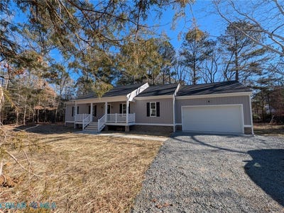 /international/us/9135-george-washington-highway-gloucester-va-110107966021/