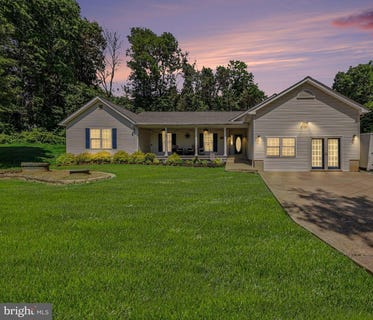 /international/us/7462-keith-road-warrenton-va-110108228346/