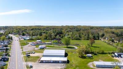 /international/us/6415-w-houghton-lake-drive-houghton-lake-mi-110105267633/
