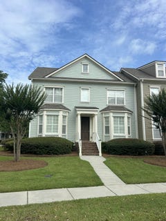 /international/us/1481-clancy-road-mount-pleasant-sc-110108568440/