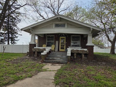 /international/us/165-s-harper-st-kinderhook-il-110107256688/