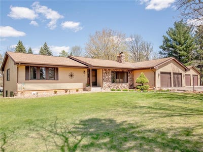 /international/us/7191-163rd-avenue-nw-anoka-mn-110107868916/