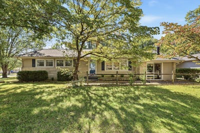 /international/us/2701-goodman-street-paducah-ky-110120665723/
