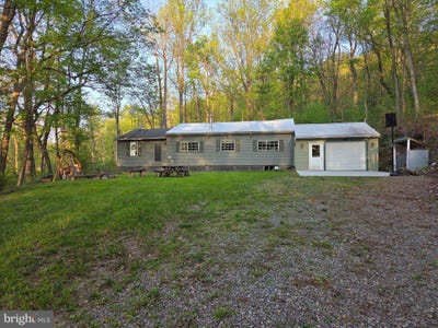 /international/us/491-wild-area-lane-thompsontown-pa-110107630451/