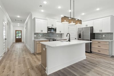 /international/us/4198-ida-coon-circle-niceville-fl-110100763733/