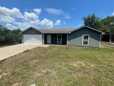 /international/us/1816-hidden-valley-road-granbury-tx-110108415293/