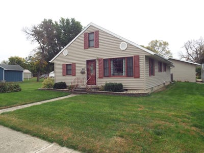/international/us/705-2nd-street-sibley-ia-110120533563/