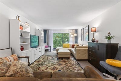 /international/us/215-barry-avenue-s-wayzata-mn-110108223198/