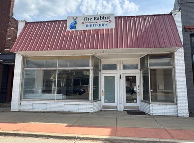 /international/us/120-e-bridge-street-plainwell-mi-110108442575/