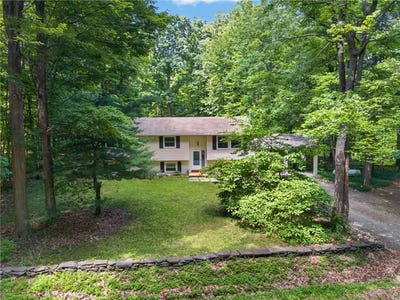 /international/us/125-vera-circle-ithaca-ny-110109025587/