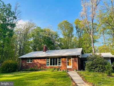 /international/us/31-beebetown-road-hammonton-nj-110108178578/