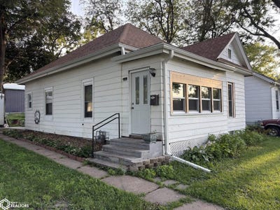 /international/us/408-e-market-street-red-oak-ia-110119562922/