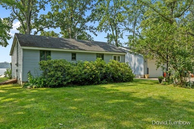 /international/us/1128-brott-drive-hastings-mi-110100946568/?lang=zh-tw