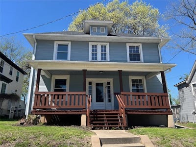/international/us/120-n-17th-street-lexington-mo-110107687816/
