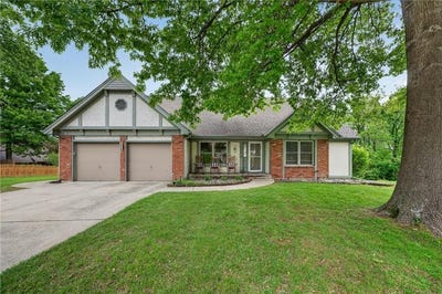 /international/us/6505-n-wabash-avenue-gladstone-mo-110107727013/