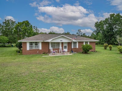 /international/us/2643-highway-69-grand-ridge-fl-110101483139/