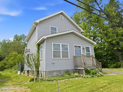 /international/us/189-river-road-glenmont-ny-110108719117/