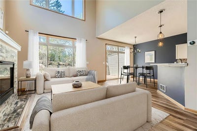 /international/us/604-crane-creek-lane-eagan-mn-110100091367/