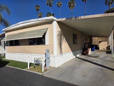 /international/us/13490-hwy-8-business-lakeside-ca-110106228773/