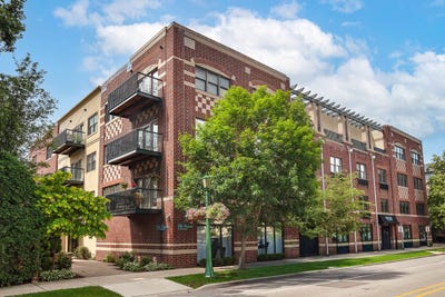 /international/us/1107-greenleaf-avenue-wilmette-il-110108918461/