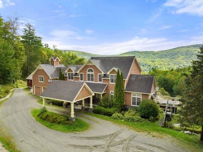 /international/us/251-pratt-bridge-road-jamaica-vt-110109337085/