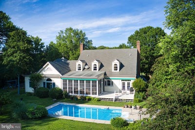 /international/us/25367-white-hall-rd-royal-oak-md-110100388542/