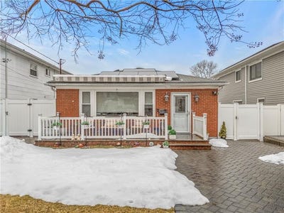/international/us/223-park-street-staten-island-ny-110106257886/