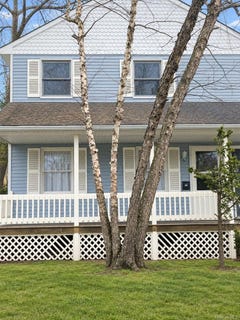 /international/us/7-maryland-avenue-middletown-ny-110120754577/