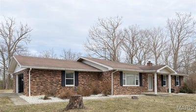 /international/us/5426-e-dix-irvington-rd-walnut-hill-il-110106021805/