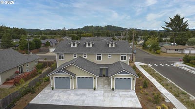 /international/us/1591-37th-st-florence-or-110093638811/