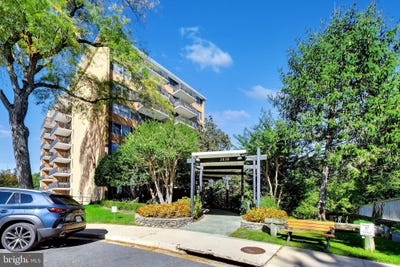 /international/us/2030-n-adams-street-arlington-va-110120465194/