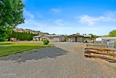 /international/us/2005-s-naches-rd-yakima-wa-110108208853/