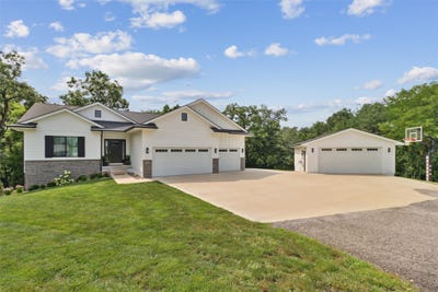 /international/us/24261-trail-ridge-court-adel-ia-110101313343/