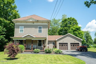 /international/us/77-spring-street-cambridge-ny-110107911536/
