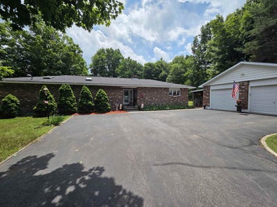 /international/us/2032-river-road-potsdam-ny-110098240661/?lang=en