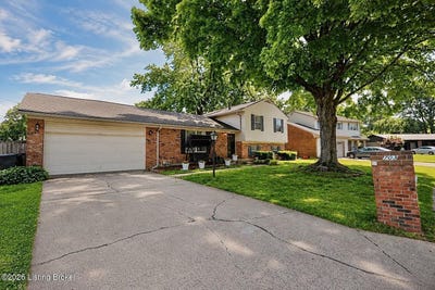 /international/us/703-dogwood-rd-jeffersonville-in-110107938115/