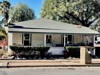 /international/us/211-fox-street-ojai-ca-110108657094/