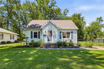 /international/us/2027-w-16th-street-ashtabula-oh-110108575821/