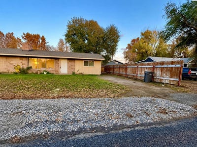 /international/us/1911-1909-s-beech-st-kennewick-wa-110120530934/