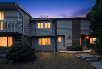 /international/us/214-grand-canyon-drive-madison-wi-110106932243/